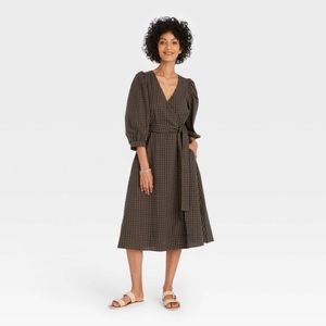 Blue green gingham puff sleeve midi dress